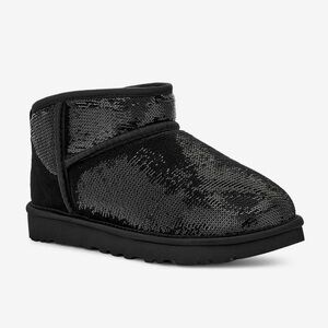 UGG

Classic Ultra Mini Mirror Ball🌺